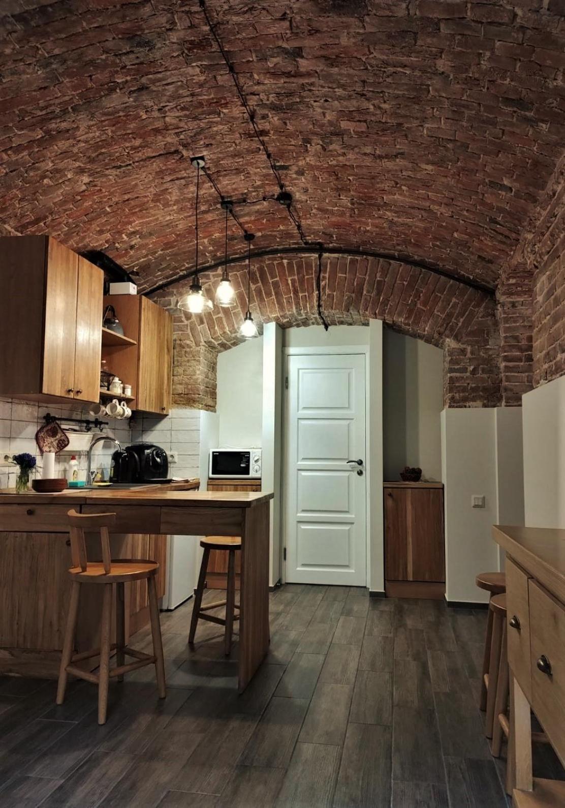 Мури Старого Львова Appartement Buitenkant foto