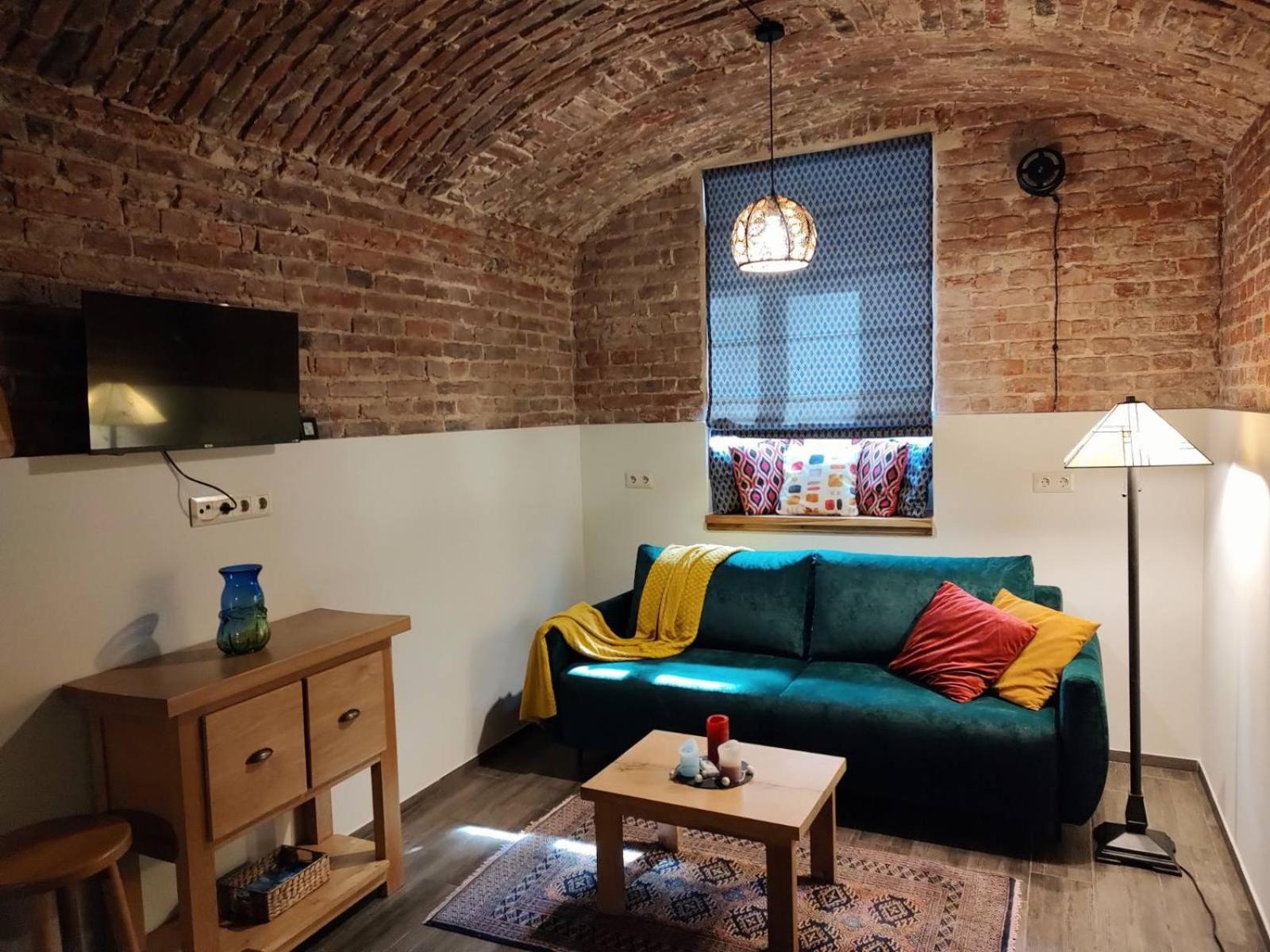 Мури Старого Львова Appartement Buitenkant foto
