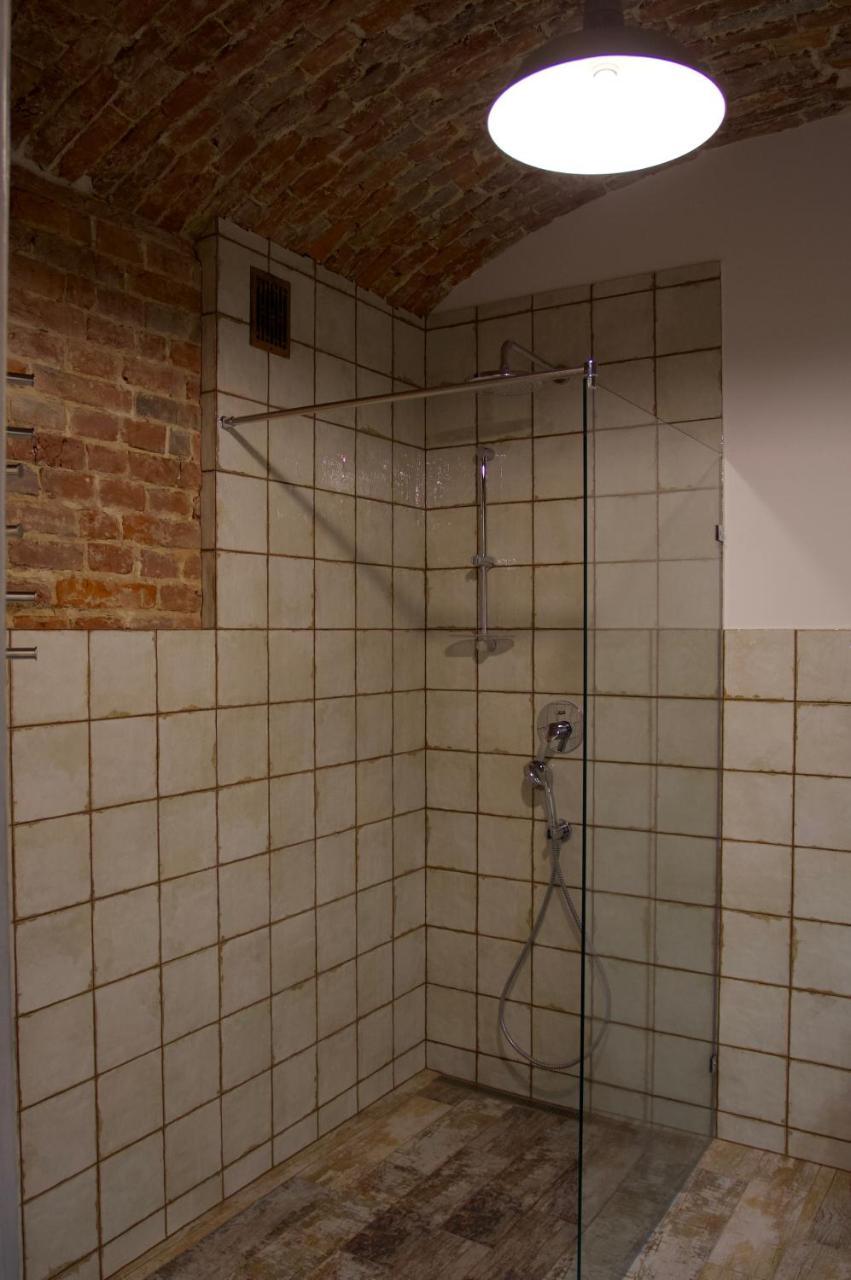Мури Старого Львова Appartement Buitenkant foto